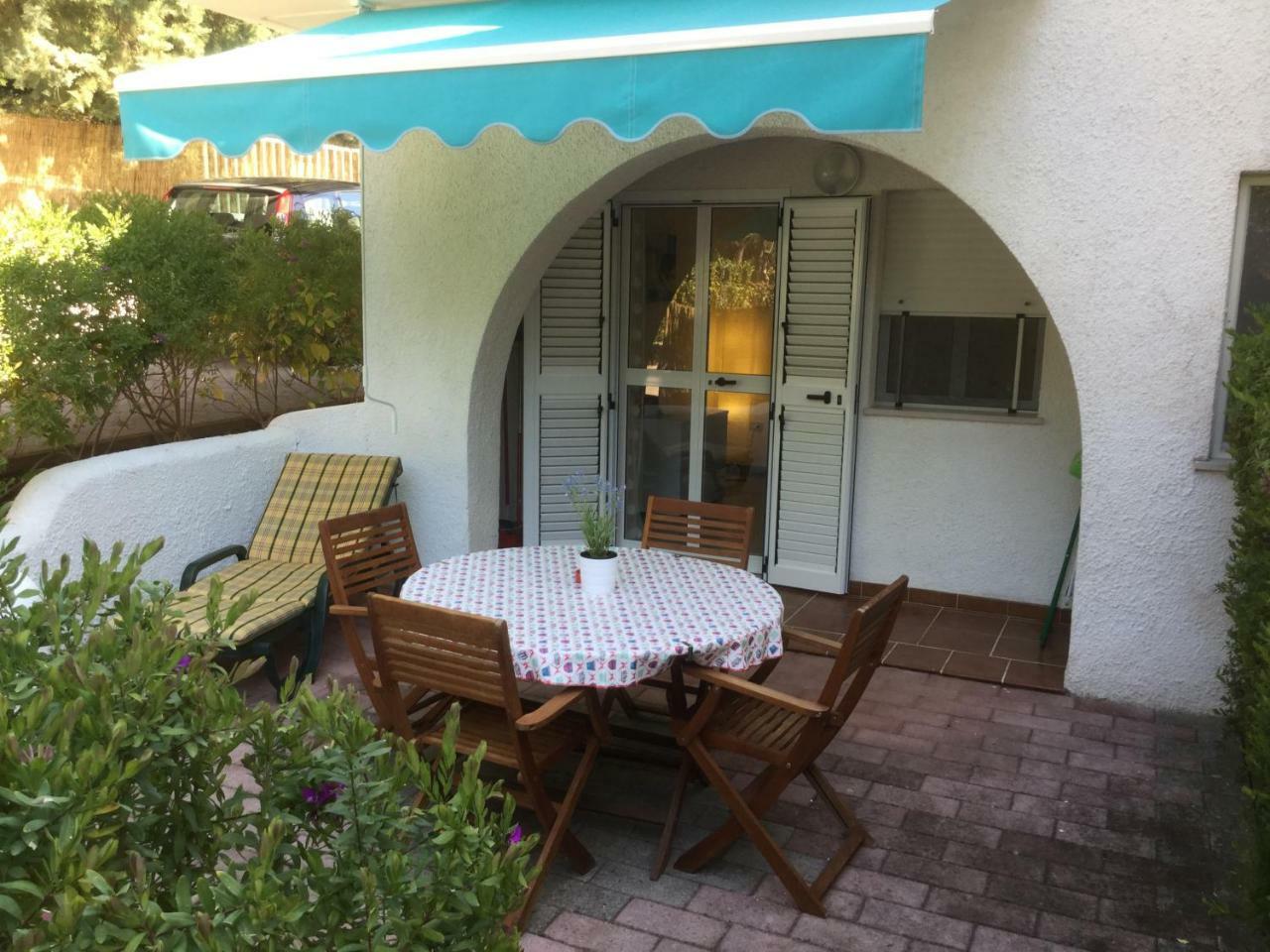 Residence I Faraglioni Mattinata Eksteriør billede