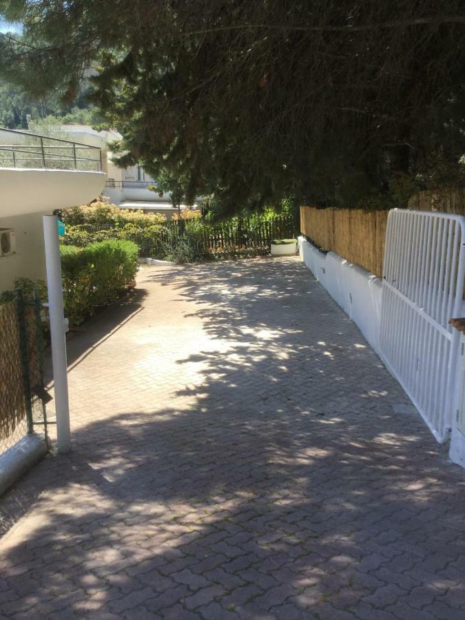 Residence I Faraglioni Mattinata Eksteriør billede