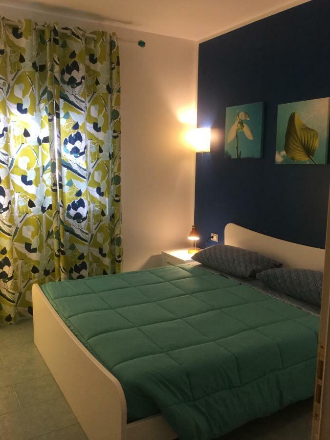 Residence I Faraglioni Mattinata Eksteriør billede